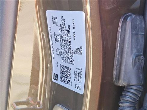 Used 2024 Chevrolet Colorado W/T image 30