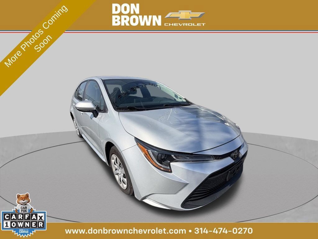 Used 2024 Toyota Corolla LE FWD image 1