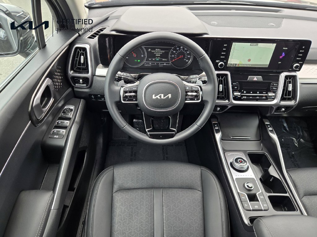 Certified 2023 Kia Sorento EX FWD image 13