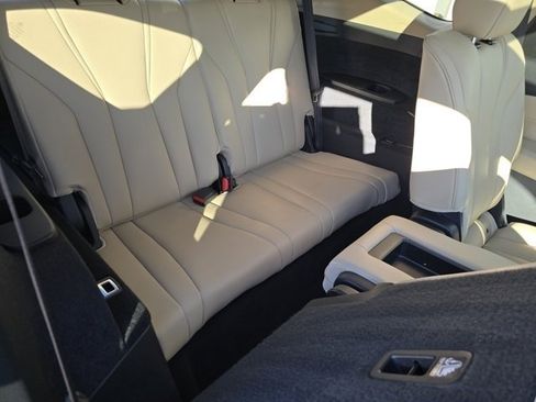 Used 2023 Acura MDX SH-AWD image 28