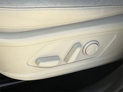 Used 2021 Kia Sorento SX image 29