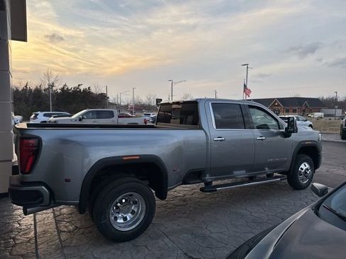 New 2026 GMC Sierra 3500 Denali w/ Denali Reserve Package AWD/4WD image 5