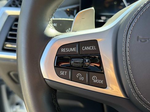 Used 2024 BMW X5 xDrive40i w/ M Sport Package AWD/4WD image 22