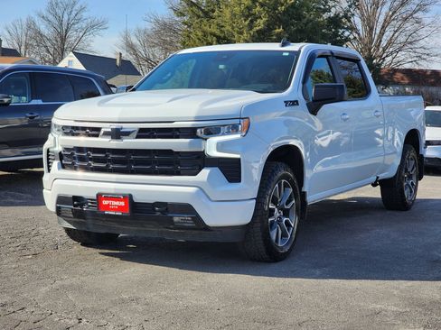 Used 2023 Chevrolet Silverado 1500 RST AWD/4WD image 3