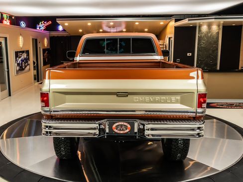 Used 1987 Chevrolet C/K Truck 2500 image 14