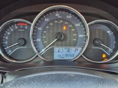 Used 2015 Toyota Corolla LE FWD image 10