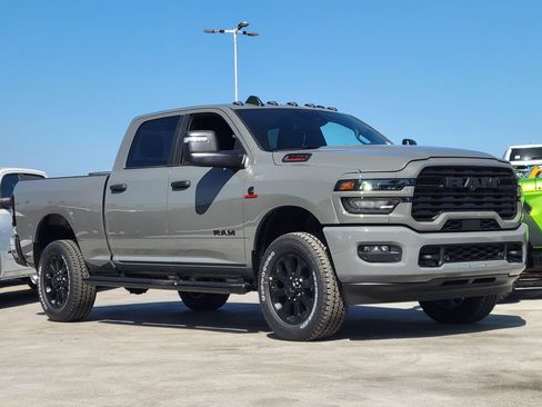 New 2026 RAM 2500 Big Horn AWD/4WD image 28