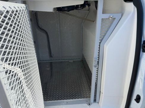 Used 2019 Ford Transit Connect XL FWD image 10