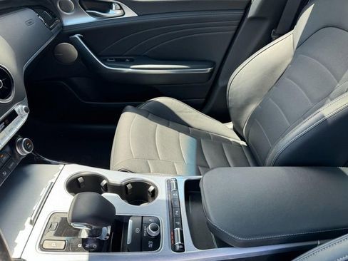 Used 2023 Kia Stinger GT2 AWD/4WD image 14