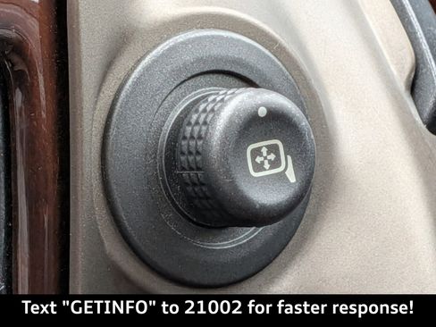 Used 2013 Lincoln MKX FWD image 24