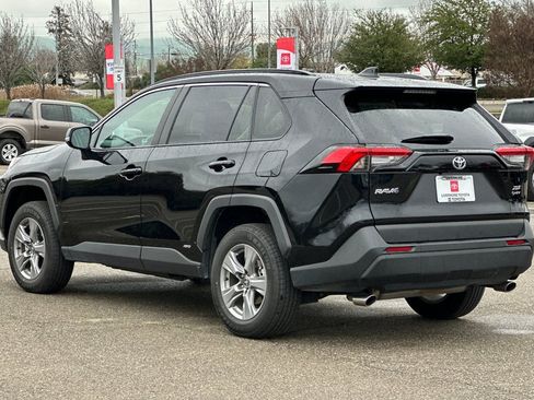 Certified 2025 Toyota RAV4 XLE image 6