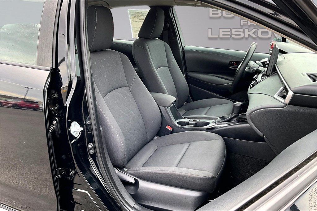 Used 2024 Toyota Corolla LE FWD image 7