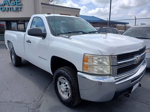 Used 2008 Chevrolet Silverado 2500 W/T w/ Snow Plow Prep Package image 1