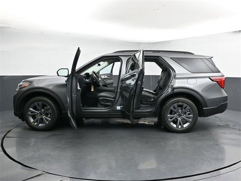 New 2026 Ford Explorer Active w/ Active Comfort Package image 39