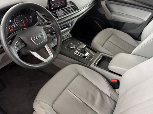 Used 2019 Audi Q5 2.0T Premium image 11