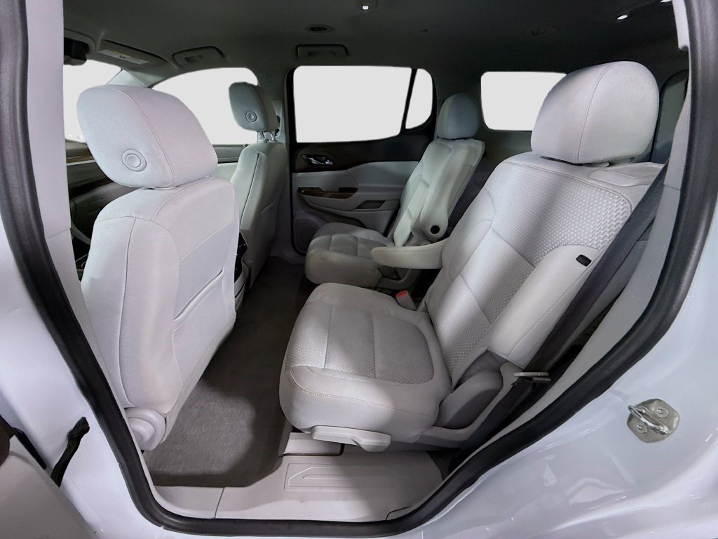 Used 2022 GMC Acadia SLE FWD image 24