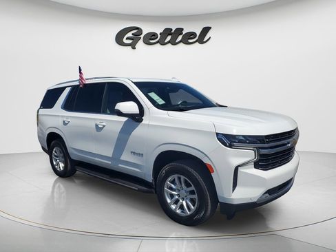 Used 2024 Chevrolet Tahoe LT w/ Luxury Package RWD image 3