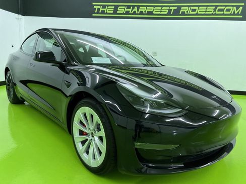 Used 2023 Tesla Model 3 Performance AWD/4WD image 2