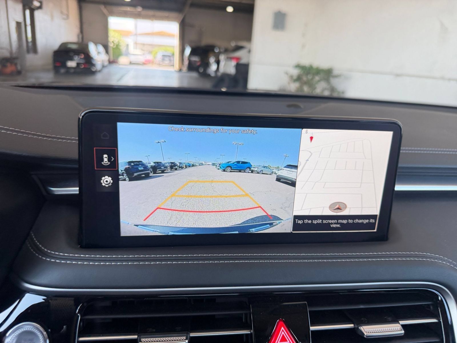 Used 2026 Genesis G70 2.5T RWD image 25
