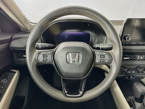 Certified 2023 Honda Accord EX image 11