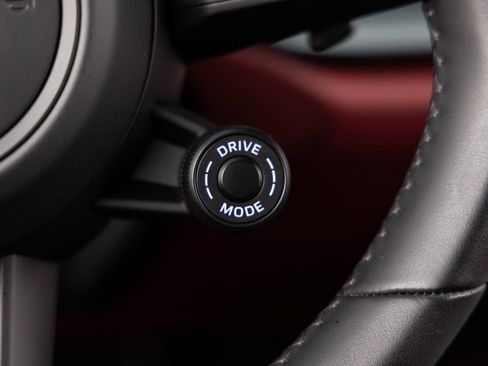 Certified 2024 Porsche 911 Carrera image 16