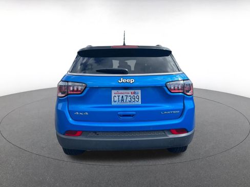 Used 2025 Jeep Compass Limited AWD/4WD image 8