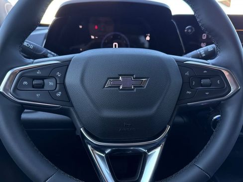 New 2026 Chevrolet Trax LT w/ Sunroof Package image 23