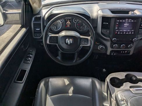 Used 2020 RAM 2500 Tradesman w/ Chrome Appearance Group AWD/4WD image 14