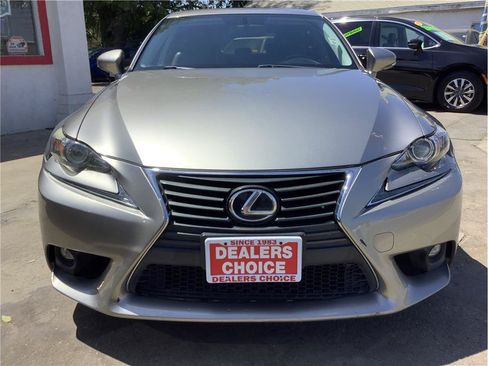 Used 2016 Lexus IS 200t RWD image 3