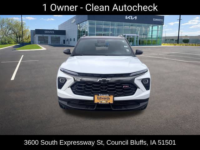 Used 2024 Chevrolet TrailBlazer RS w/ Convenience Package AWD/4WD image 2