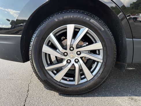 Used 2022 Chevrolet Equinox LT FWD image 17