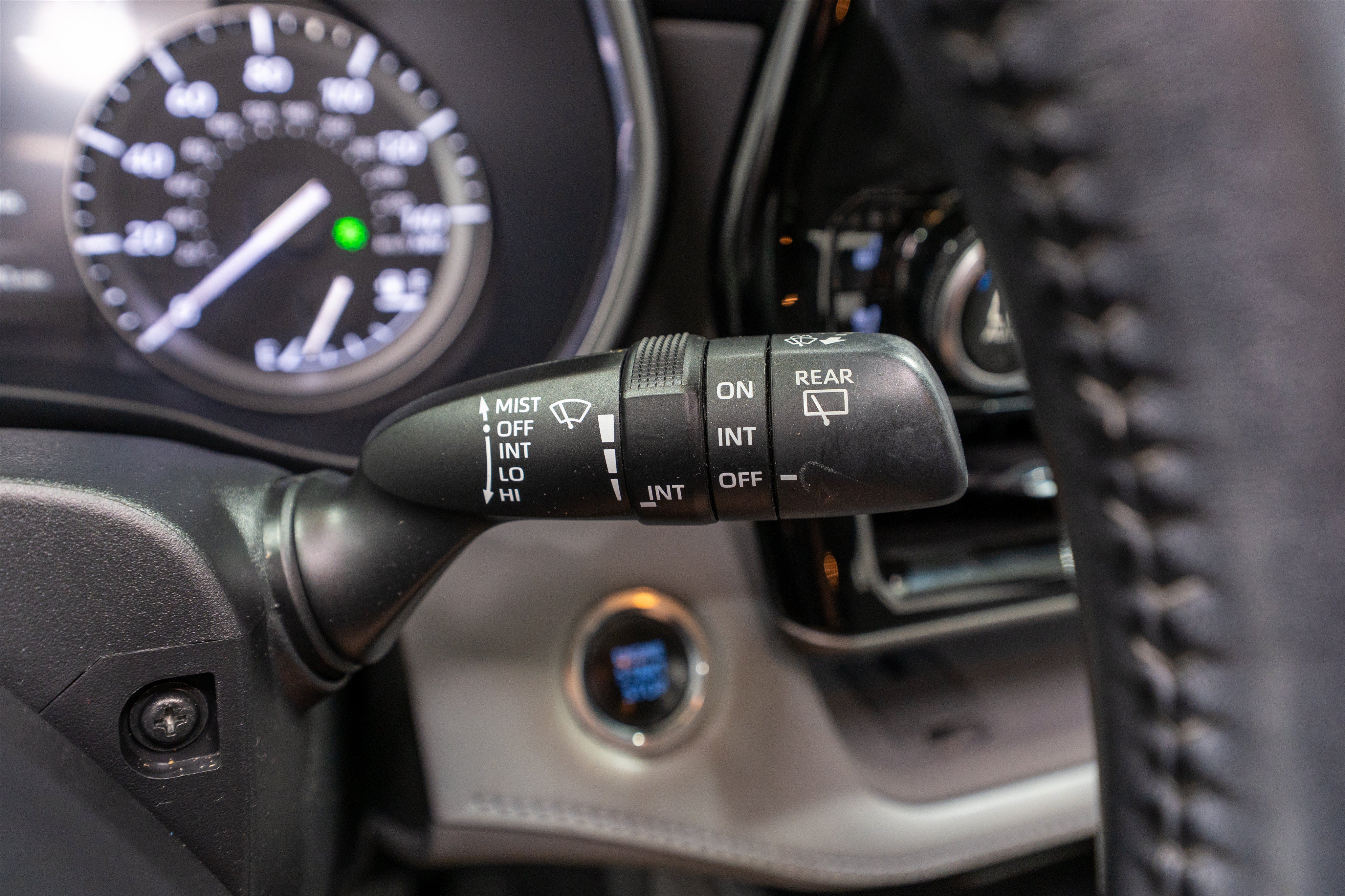 Used 2021 Toyota Highlander Limited FWD image 29
