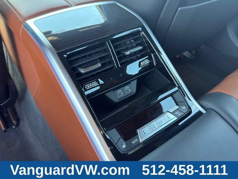 Used 2022 BMW 840i xDrive AWD/4WD image 27