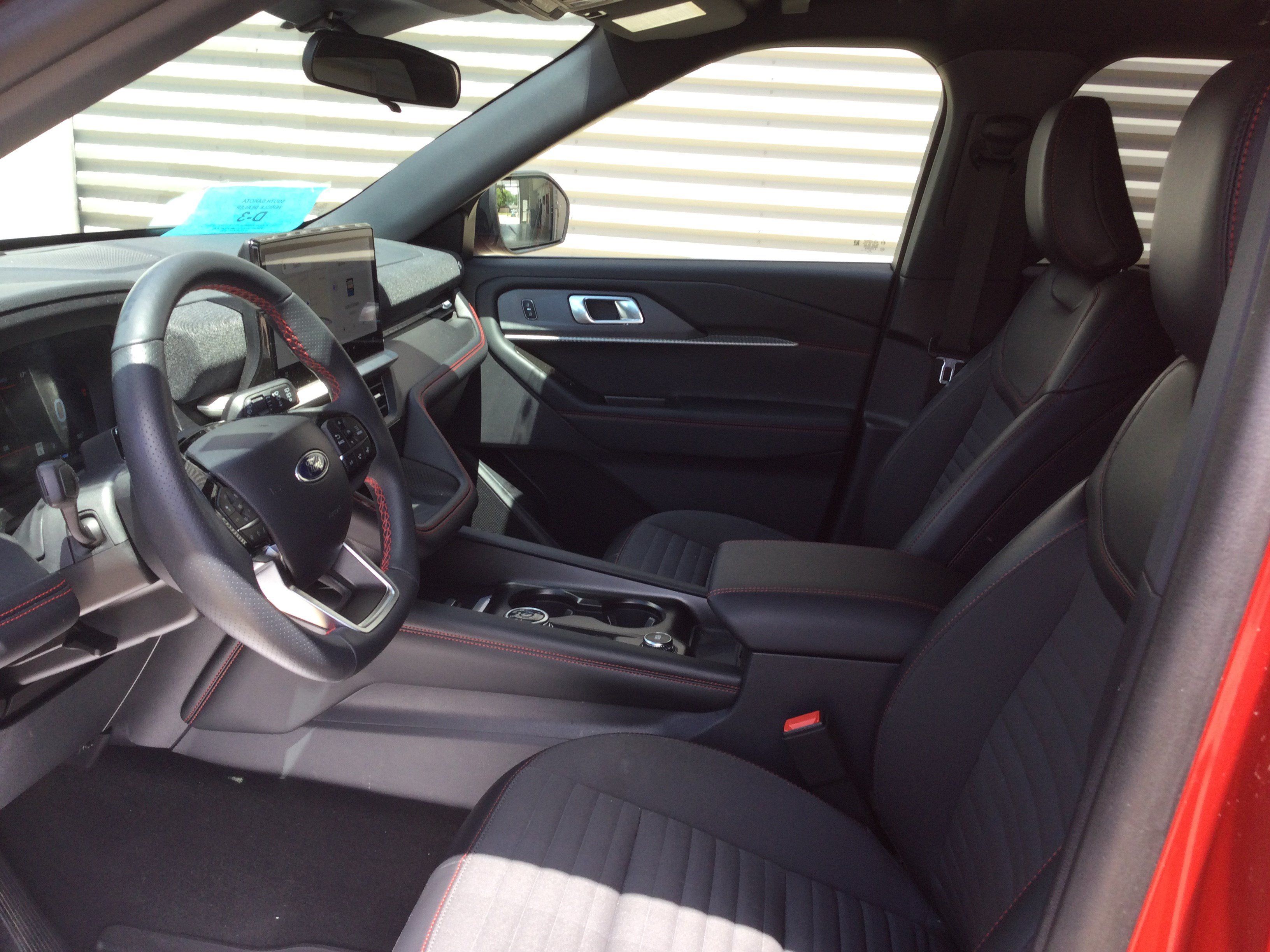 Used 2025 Ford Explorer ST-Line AWD/4WD image 9