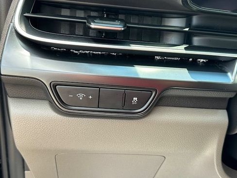 Used 2026 Kia Carnival FWD image 21