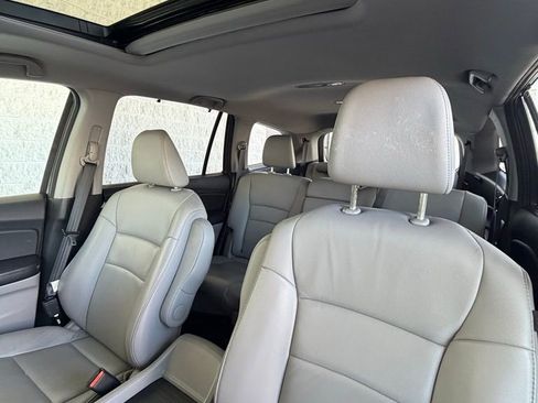 Used 2020 Honda Pilot EX-L image 2