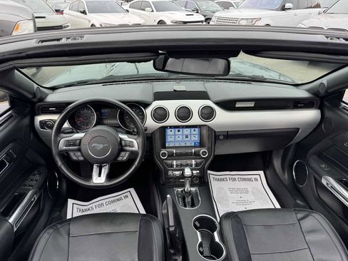 Used 2016 Ford Mustang GT Premium image 31