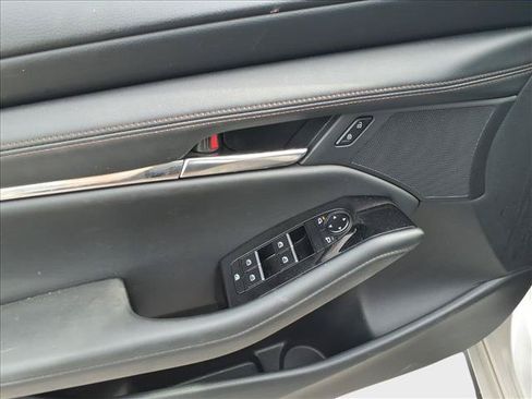 Used 2025 MAZDA MAZDA3 s FWD image 15