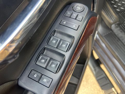 Used 2016 GMC Sierra 2500 SLT w/ Duramax Plus Package image 25