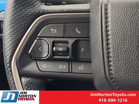 Used 2025 Toyota Tacoma TRD Off-Road w/ TRD Off Road Upgrade Package AWD/4WD image 28