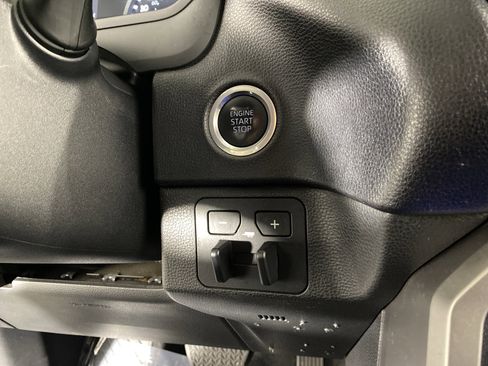 Used 2022 Toyota Tundra SR5 image 34