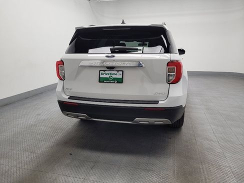 Used 2021 Ford Explorer XLT w/ Equipment Group 202A image 7