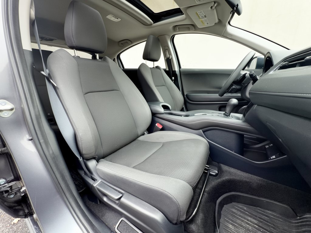 Used 2021 Honda HR-V EX image 30