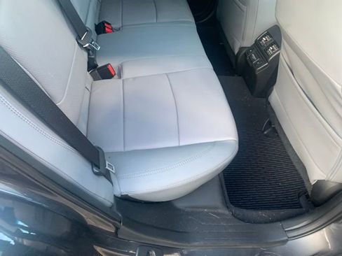 Used 2018 Subaru Outback 2.5i Limited image 10