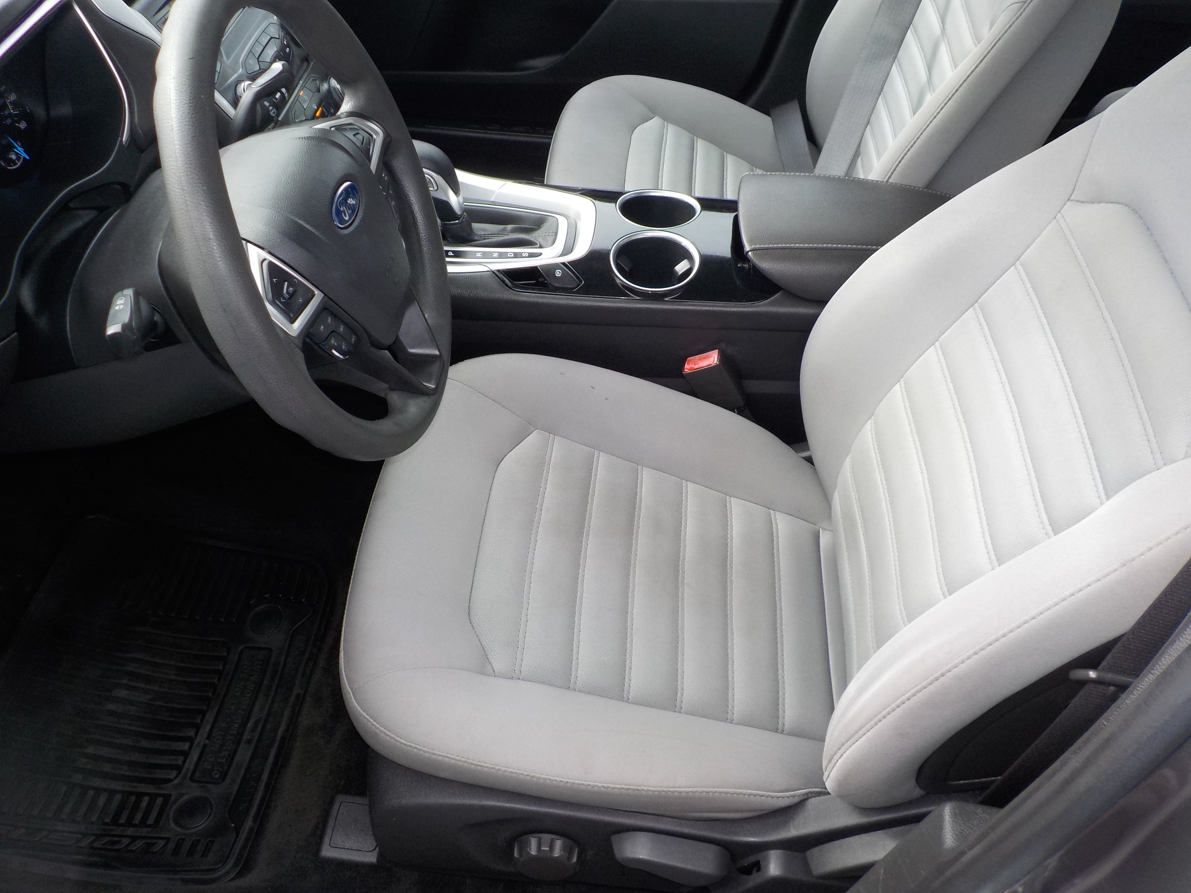 Used 2013 Ford Fusion S FWD image 13
