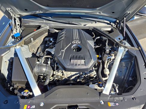 Used 2023 Genesis G70 2.0T image 60