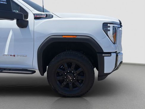New 2026 GMC Sierra 3500 AT4 w/ AT4 Premium Plus Package AWD/4WD image 23