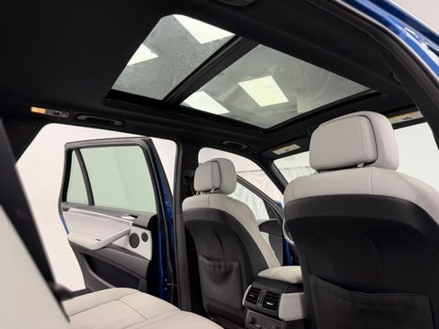 Used 2011 BMW X5 M AWD/4WD image 43