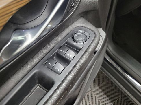 Used 2019 GMC Terrain SLE FWD image 27