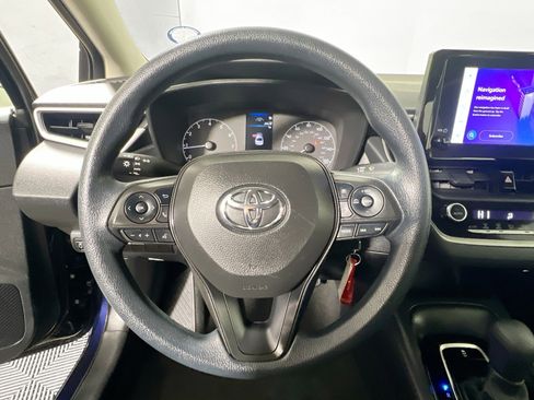 Used 2023 Toyota Corolla LE image 17